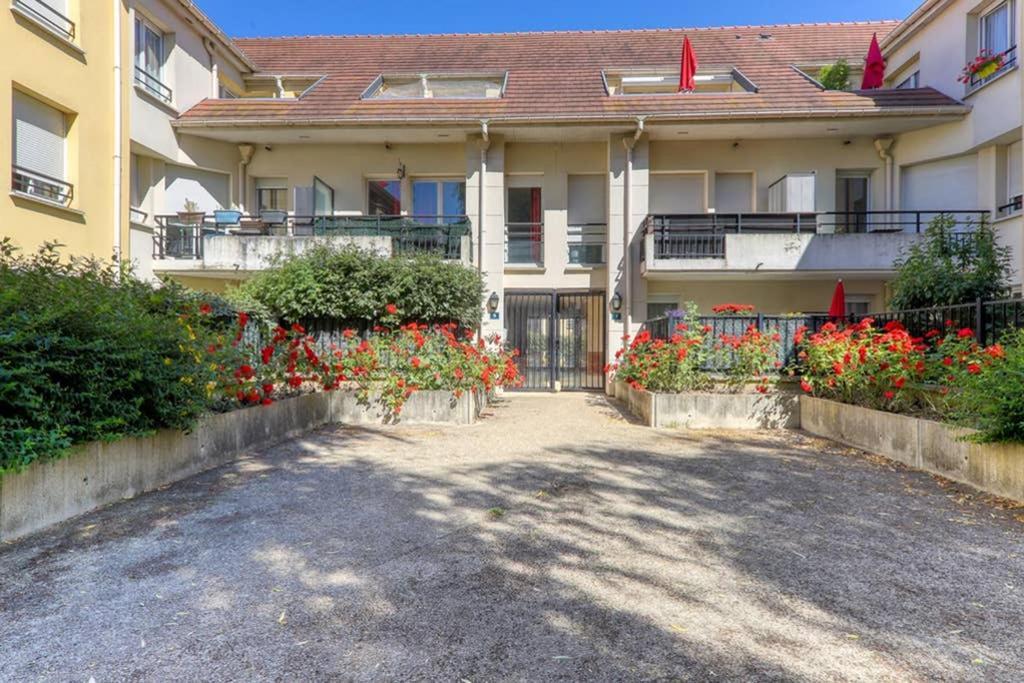Amilly Park 6 Personnes 2 Chambres Pk Prive En Sous Sol Serris Zewnętrze zdjęcie