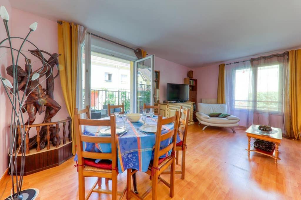 Amilly Park 6 Personnes 2 Chambres Pk Prive En Sous Sol Serris Zewnętrze zdjęcie